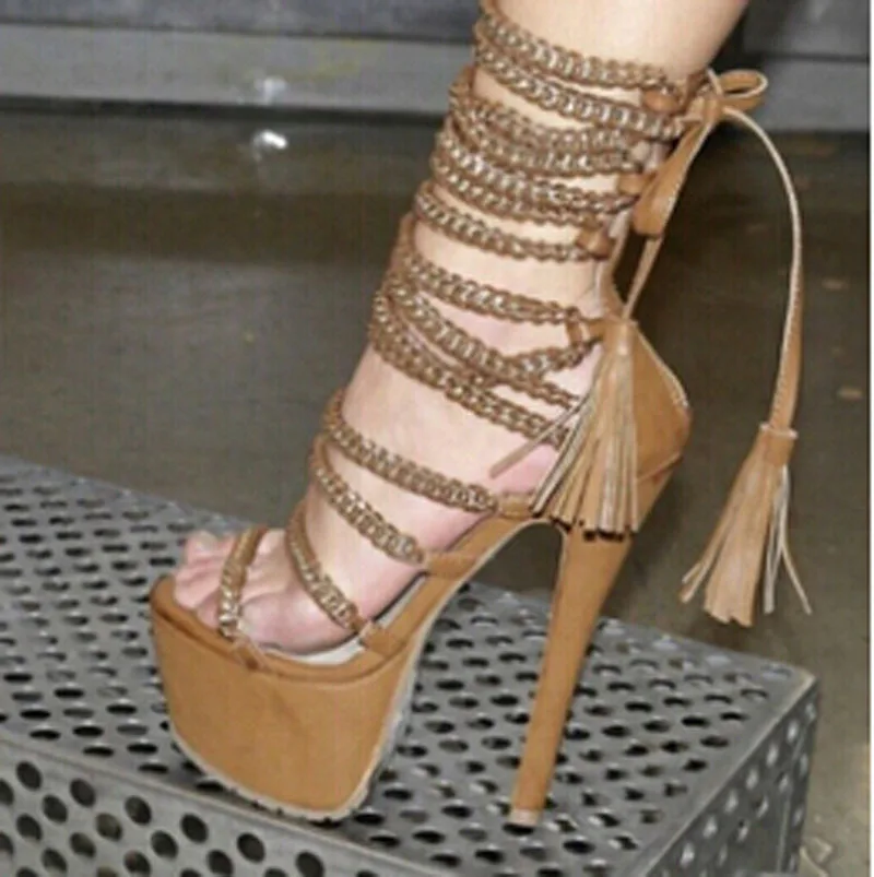 Хит продаж сандалии на высокой платформе с открытым носком и резным узором