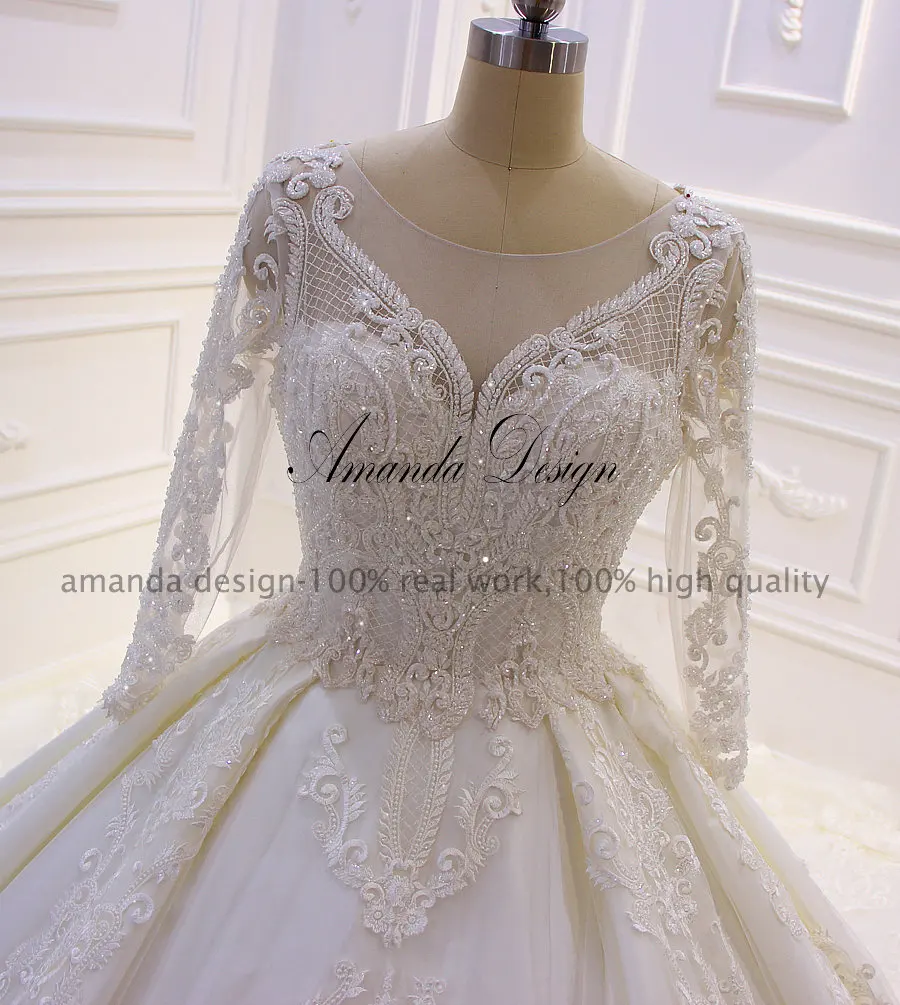 Свадебное платье с длинным рукавом и кружевной аппликацией Amanda Design abito da