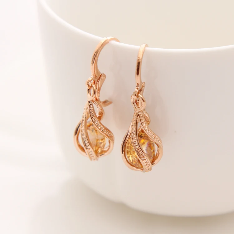 Серьги золотистого цвета шампанского круглый хрусталь циркон камень пирсинг