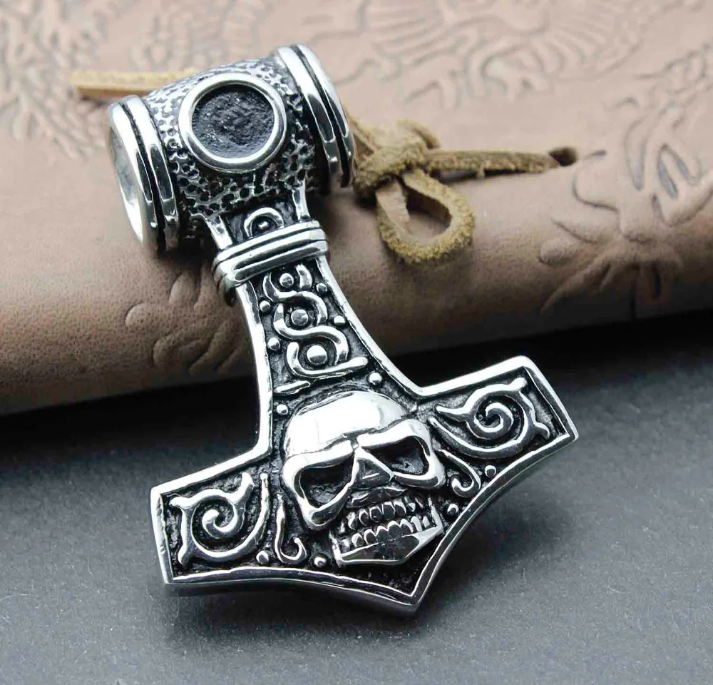 Мужская подвеска в виде черепа | Украшения и аксессуары