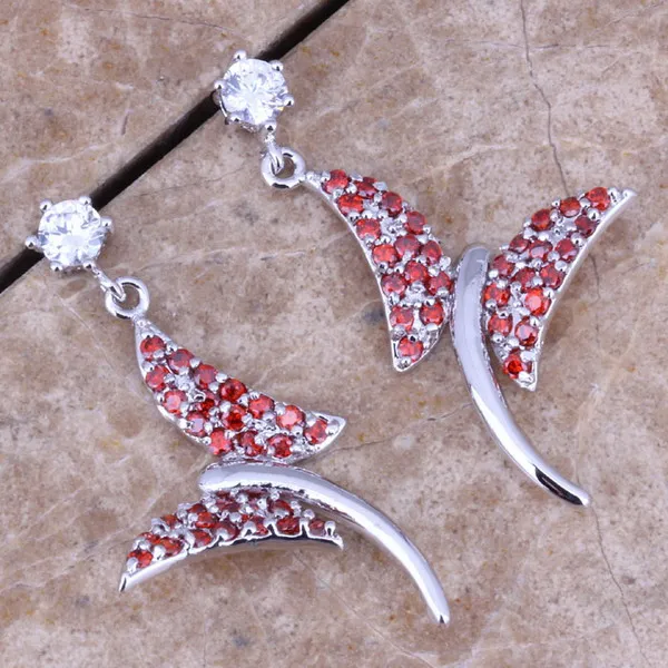 Серьги подвески N1503 с бабочкой красным гранатом белым цирконом и серебряным