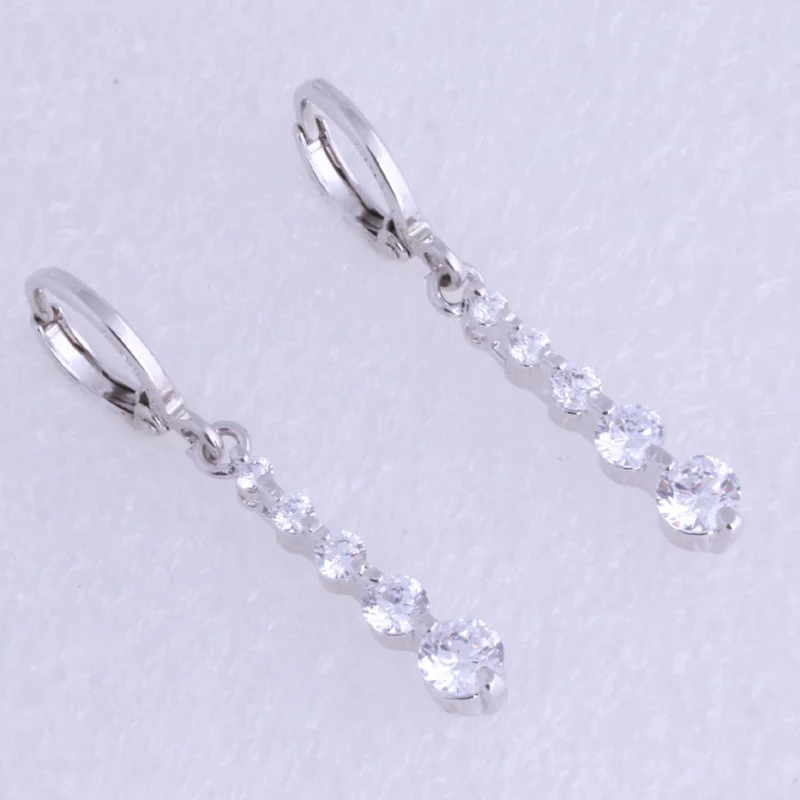 Любовный монолог маленькие круглые серьги подвески серебристого цвета с