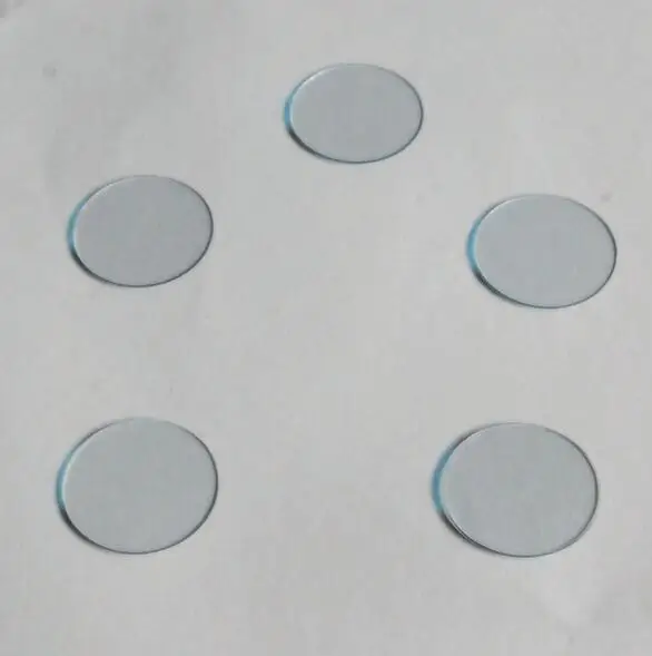 

Круглая форма 50 шт. стекло с покрытием Ито <6 Ом/кв диаметр 42 мм толщина 1,1 мм проводящее стекло