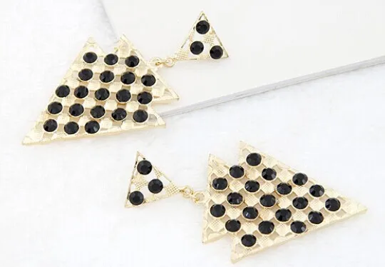 Серьги ювелирные изделия темперамент преувеличены кристалл треугольник форма