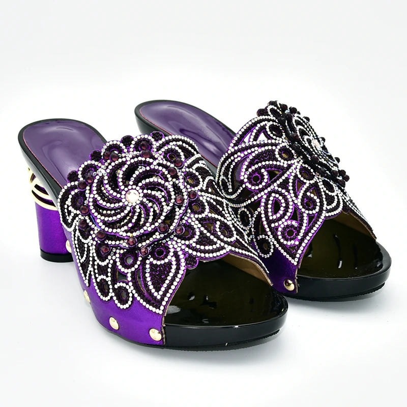 Модные женские босоножки коллекция 2019 года сезон лето удобные на платформе