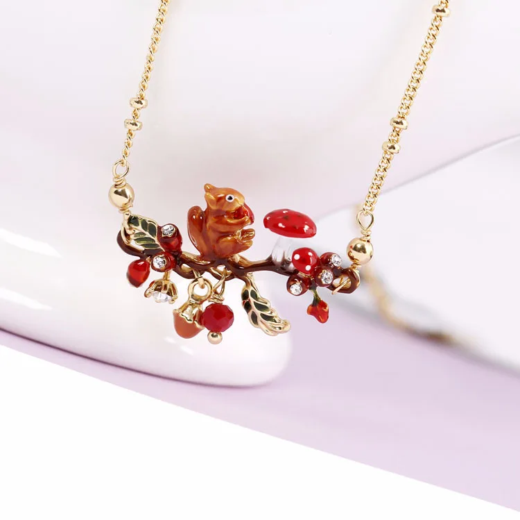 Lovely enamel glaze squirrel Red mushroom Pine nuts pendant necklace for women lady party jewelry choker necklaces | Украшения и