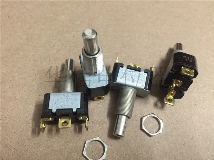 

Оригинальный Новый Педальный переключатель 100% EA TON 10A125VAC 5A250VAC 3pin