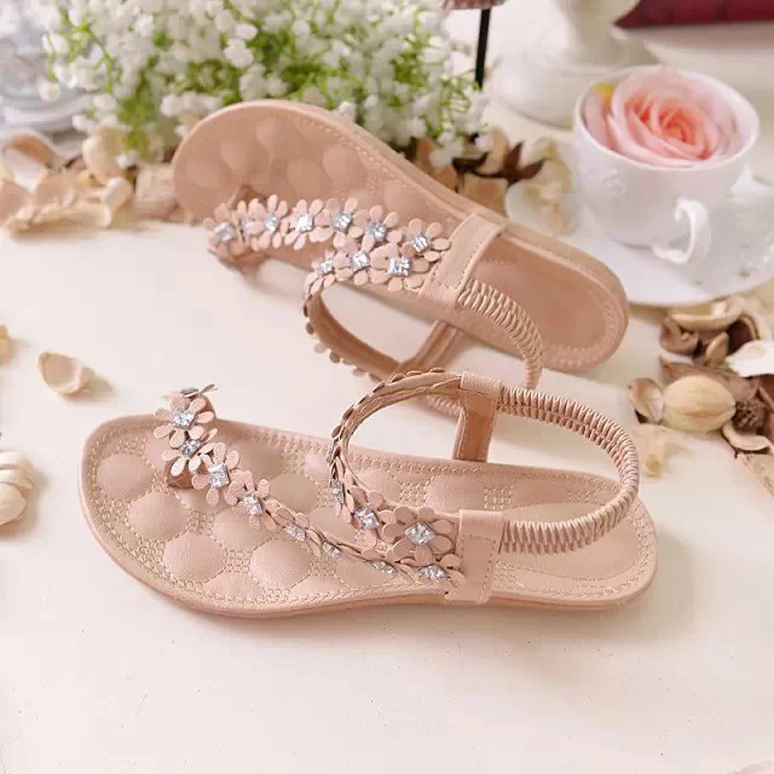 

Summer flat flowers women's sandals blossom Bohemian wind female shoes crystal