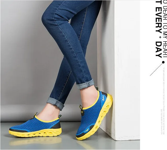 unisex Mesh Slip-on soft Light Sport Shoes for Men Women Quick drying Trekking River Creek Neat Breathable Water Sneakers | Спорт и