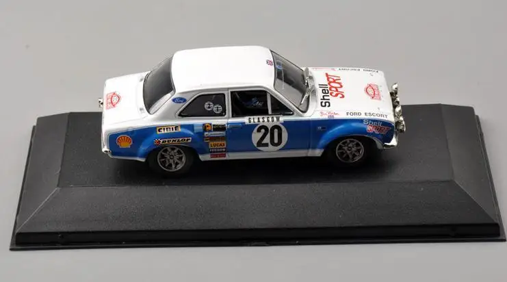 Высокая симуляция FORD ESCORT RS1600 1:43 литые под давлением машины из металлического сплава игрушки ралли модель автомобиля Коллекция игрушечных автомобилей