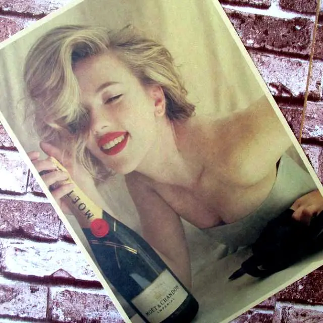 Западный блонд красота и вкусное вино Ретро Винтажные декоративные постеры