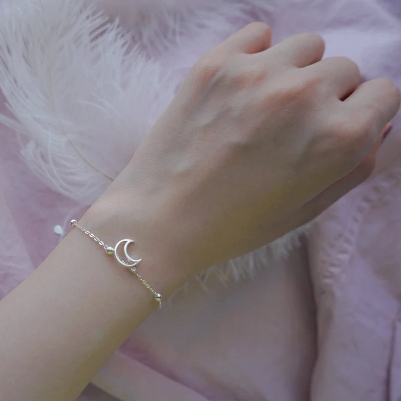 

XIYANIKESilver Color Moon Hollow Beaded Cubic Zirconia Exquisite Bracelet Fashion Gift Hand Jewelry Dinner Party Wedding