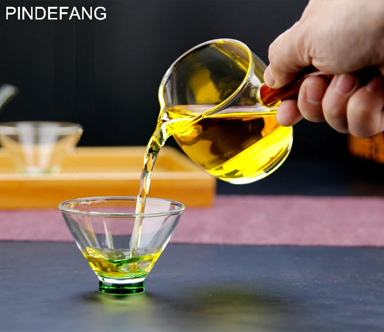 

PINDEFANG 250ml Heat-resistant Glass Pitcher with Solid Pear Wood Handle Serve Mug Kungfu Tea Accessory Teaware Teapot Set
