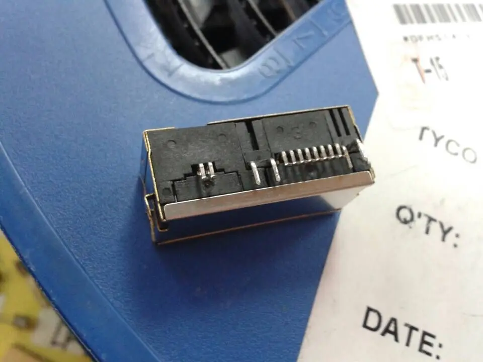 Комбинированный разъем RJ45 RJ11 со светодиодным VAO новый и оригинальный AMP TYCO |
