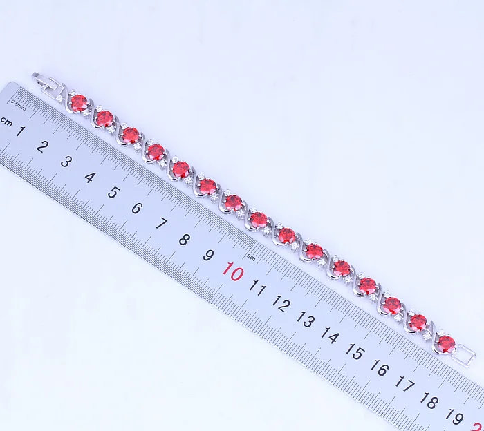Роскошный красный браслет с имитацией граната серебряного цвета белым