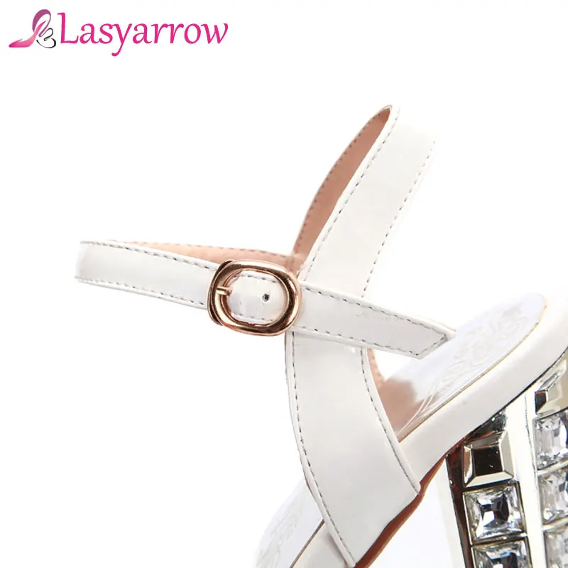

Lasyarrow Platform Shoes Woman Summer Sexy Lace Glitter Peep Toe Sandalias Shoes Thick High Heel Party Wedding Shoes Mujer RM533