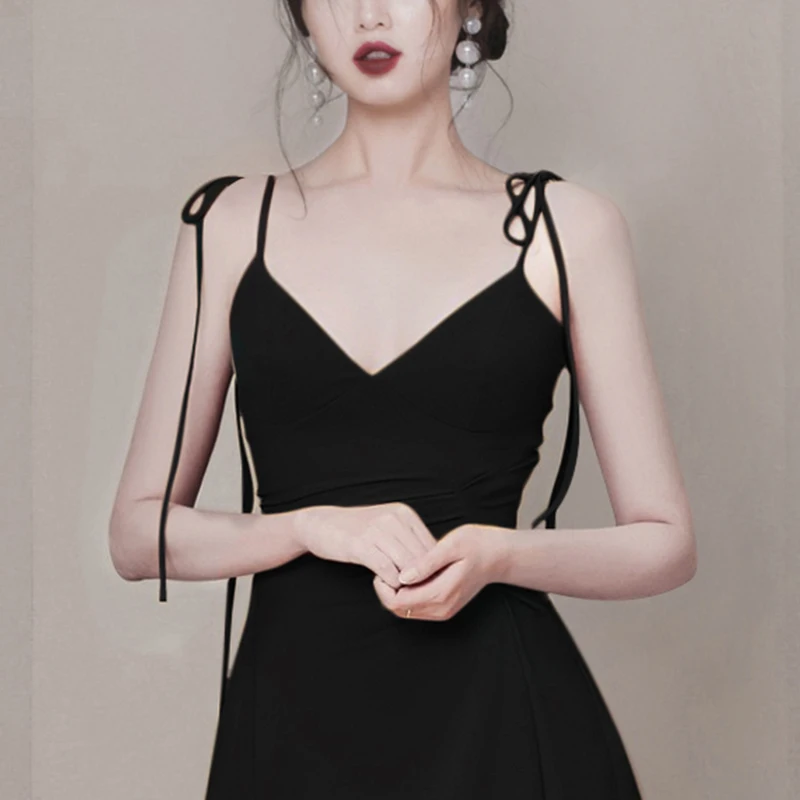 Женское мини-платье на тонких бретельках Max Spri черное вечернее платье-трапеция