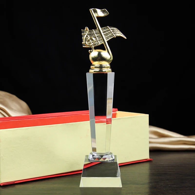 Оскар Кубок со статуэткой на трофее премии трофеи Своя игра активности