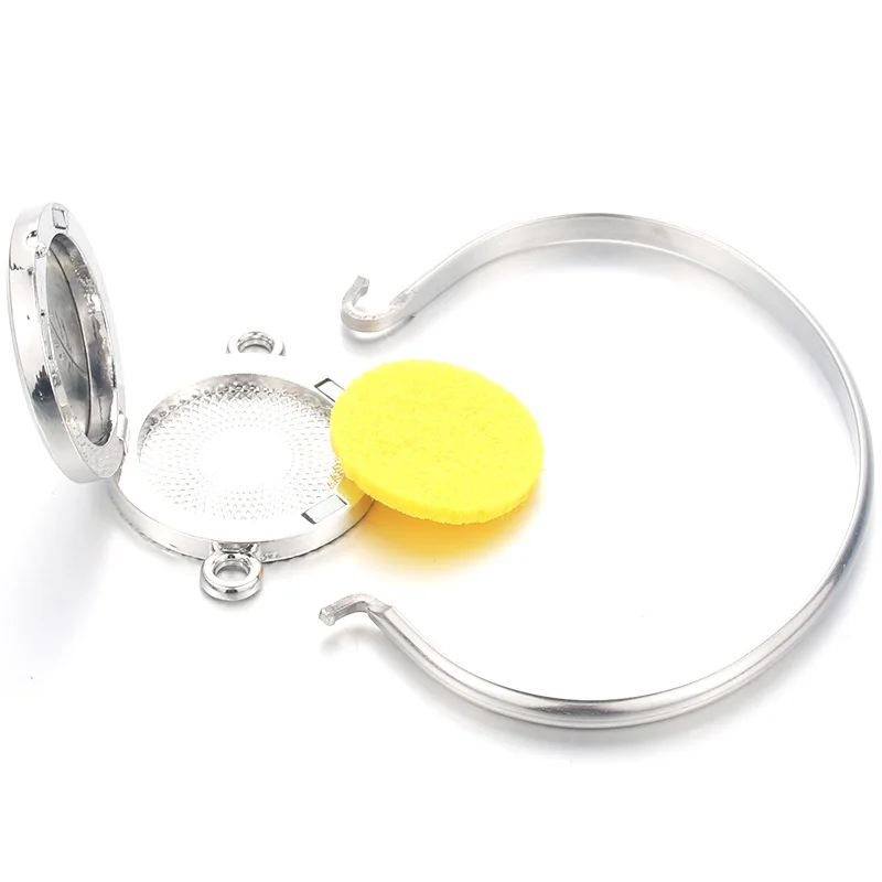 Cute Anime Snake Magnetic Fine Perfume Box Bracelet Aroma Essential Oil Diffuser Locket Stainless Steel Fashion Jewelry | Украшения и