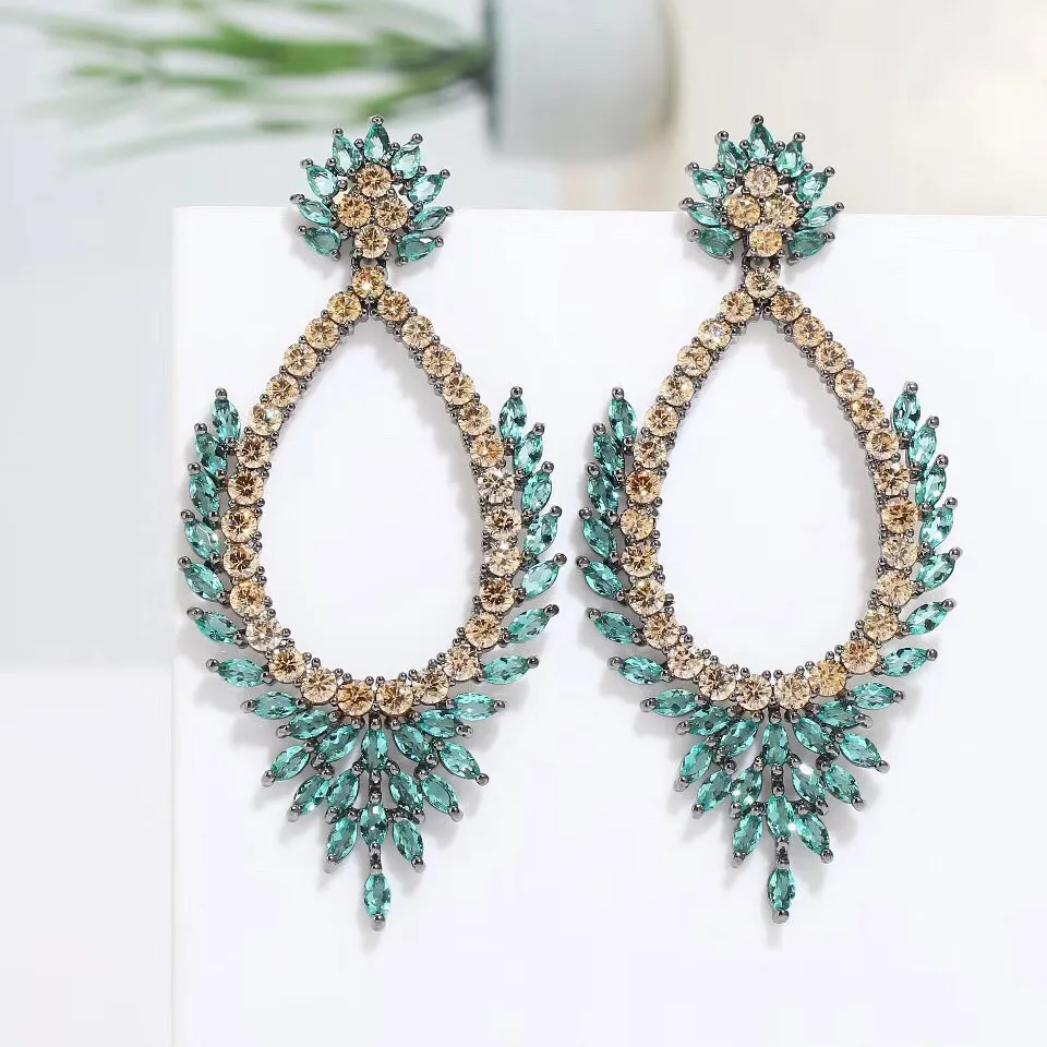Женские серьги GODKI яркие длинные с каплями воды свадебные кубическим
