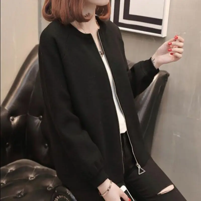 2018 new Womens Cardigan Knitted Long Sleeve Female fashion Sweater Outerwear Loose Zipper AC828 |