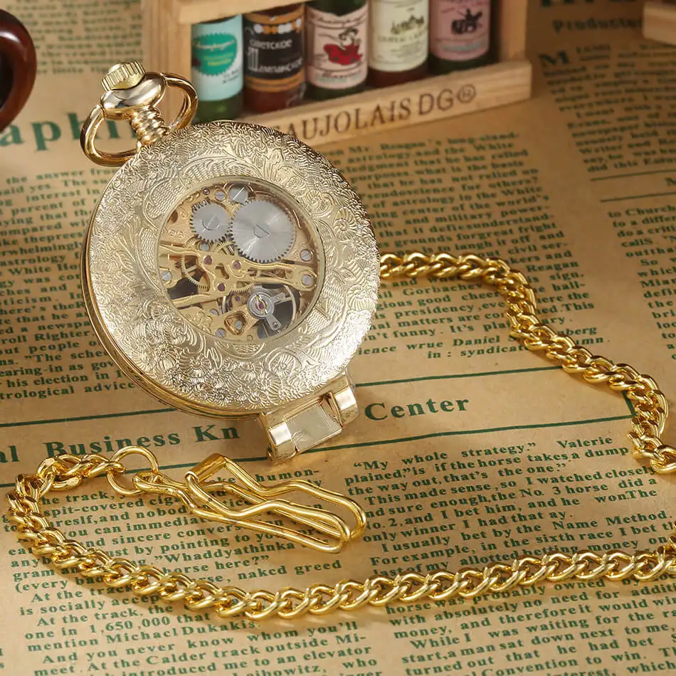 Smooth Magnifier Mechanical Pocket Watches Steampunk Hand-winding Skeleton Mechanical Fob Watch Chains Pendant Men Women Gift