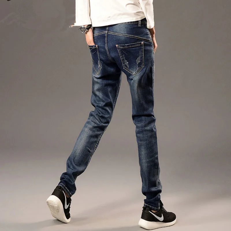 Women Jeans Pants New Winter Plus Velvet Embroidered Harem Loose Thick Straight Trousers Casual Leggings Denim C1680 |