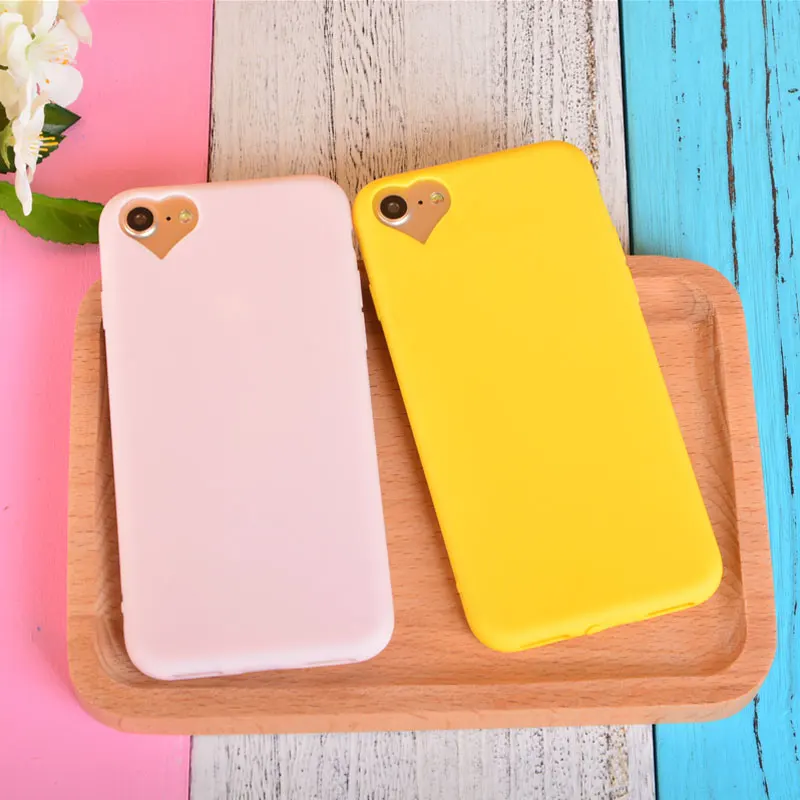 Яркие цвета милые силиконовые чехлы с отверстиями в форме сердца для iPhone 6 6S Plus 5 5S