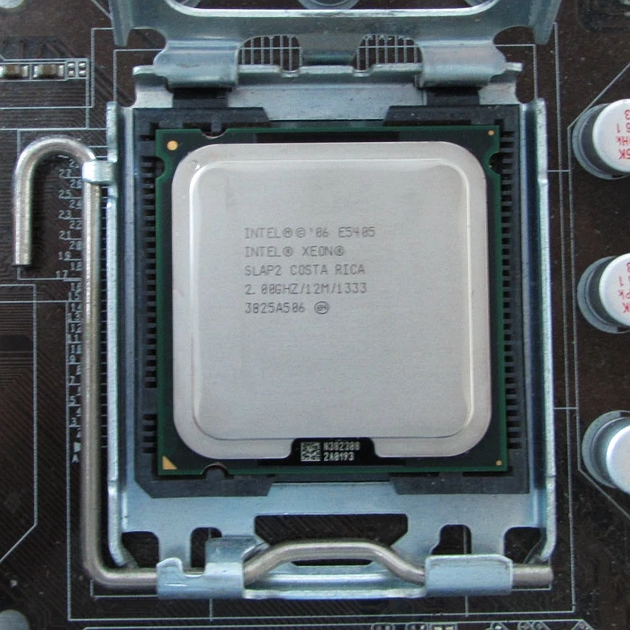 Четырехъядерный процессор Intel Xeon E5405 2 0 ГГц 12 МБ SLAP2 и SLBBP работает на материнской