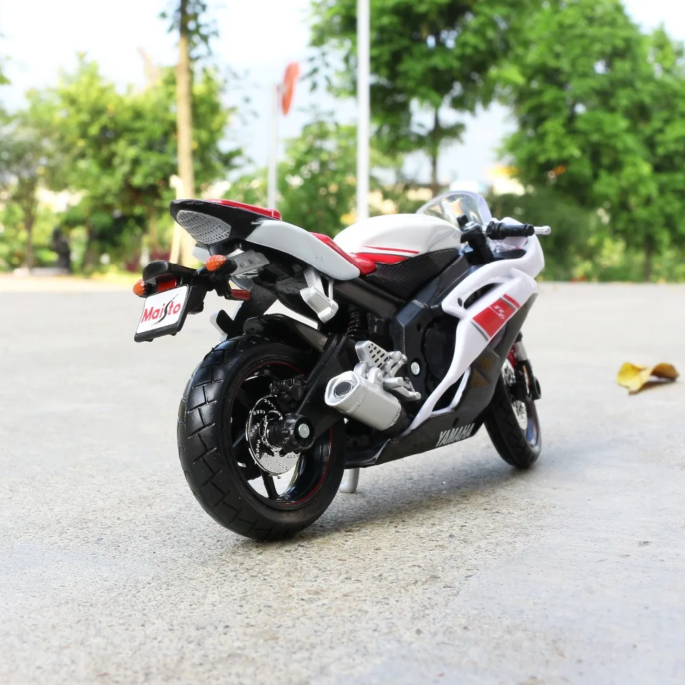 1:18 весы Maisto YAMAHA гоночные автомобили для мотоцикла мини модели автомобилей