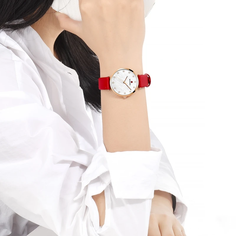 

REWARD Simple Fashion Women's Watches Luxury Diamond Watch Women Leather Band Waterproof Ladies Watch Women Clock Reloj Mujer