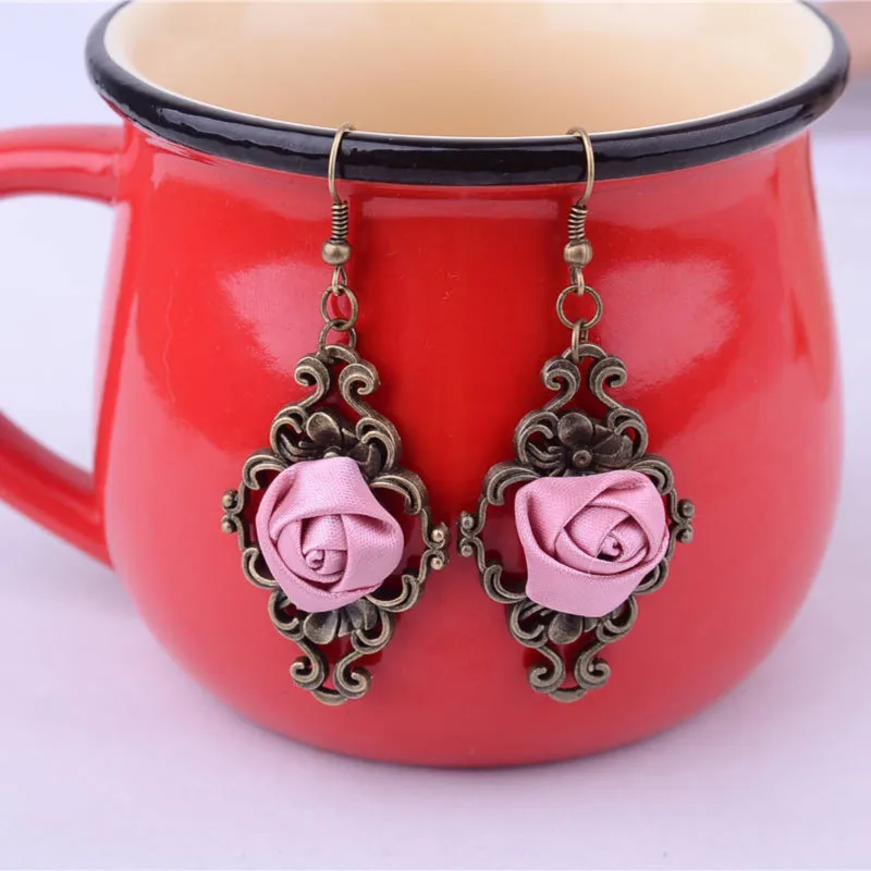 Винтажные серьги капли женские с розами готические полые эффектные королевские