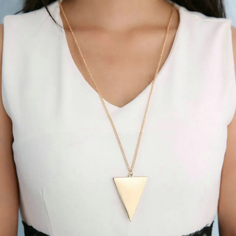 Модное женское ожерелье с треугольным кулоном в стиле панк на зиму. Длинная цепь