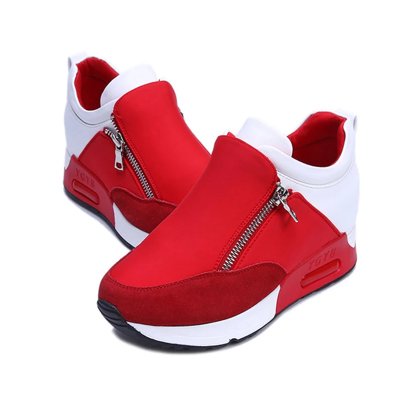 Женская повседневная обувь визуально увеличивающая рост дышащая на танкетке