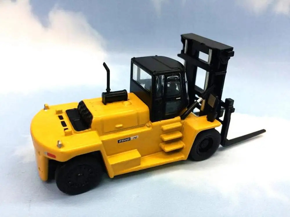 Модель вилочного погрузчика 1/87 HO HYUNDAI 250D 7E| |