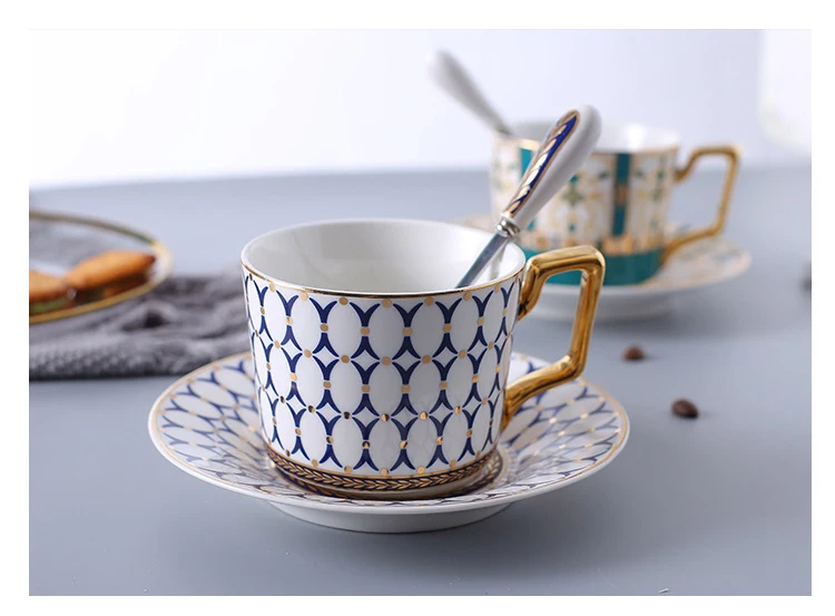 Европейский стиль роскошный керамический чайный набор с блюдцем креативный Золотой дизайнерский Фарфор Чайный костяной фарфор кофейная чашка набор посуда