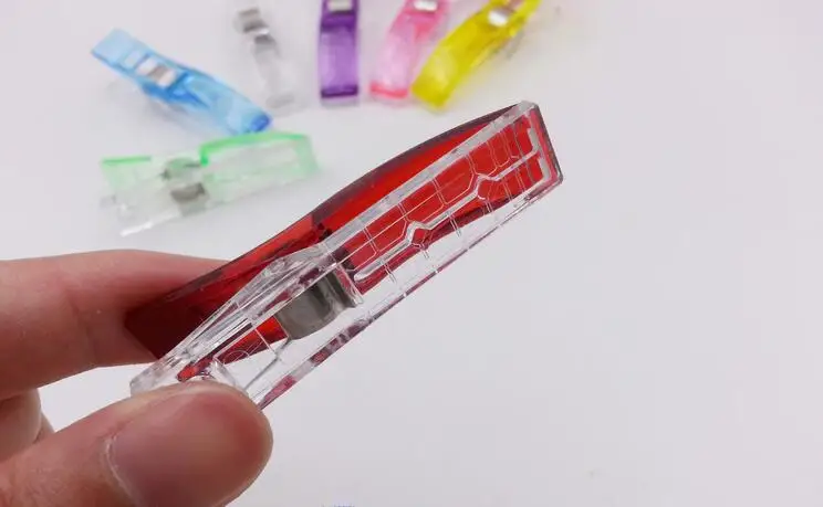 Регулируемые разноцветные красные пластиковые зажимы из ПВХ 5 6*1 2 см для