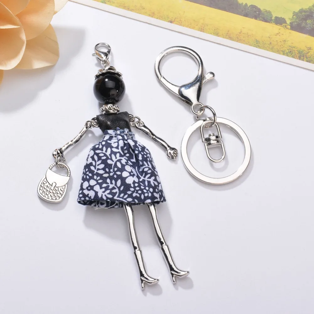 Мультяшный брелок Индивидуальность Мода цветок белая кукла-брелок для ключей