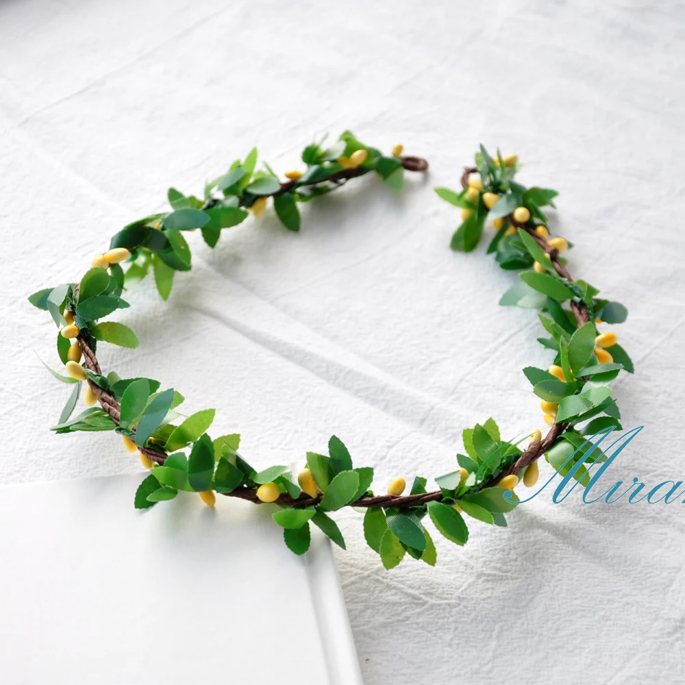 

10 PCS wholesales Handmade Rustic Yellow colors Pip Berries green leaves Festivals Feminine Fresh Flower Crown