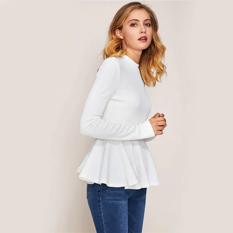 Dotfashion/женская футболка в рубчик с оборкой и баской; коллекция года; сезон осень; белый топ с вырезом лодочкой и длинными рукавами на молнии; Повседневная футболка