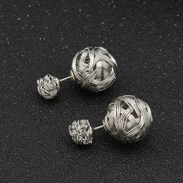 Silver Color Btuamb, Новое поступление, Двухсторонние серьги с большими шариками, новая мода, серьги-гвоздики с железным шариком для женщин, ювелирное изделие, Femme Boucle Doreille - Окраска металла: Silver Color