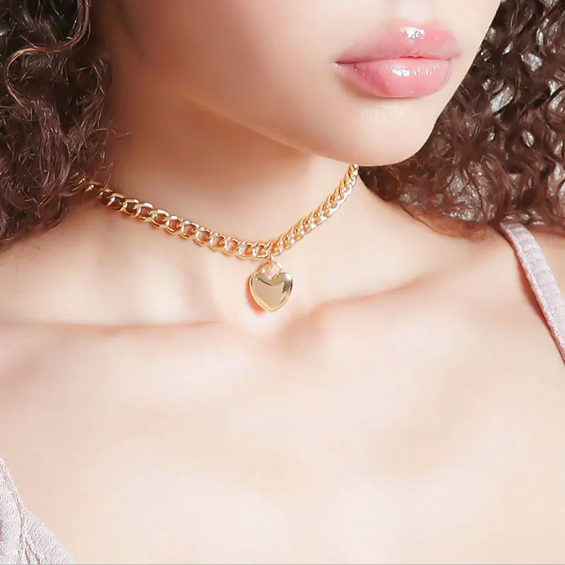 

LOREDANA Heart clavicle chain contracted necklace tide individual character heart pendant necklace is made for the female