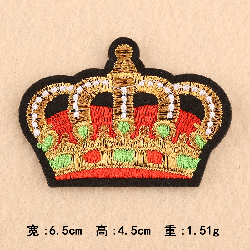 Красивая нашивка для одежды с вышивкой Crown Loyal | Дом и сад