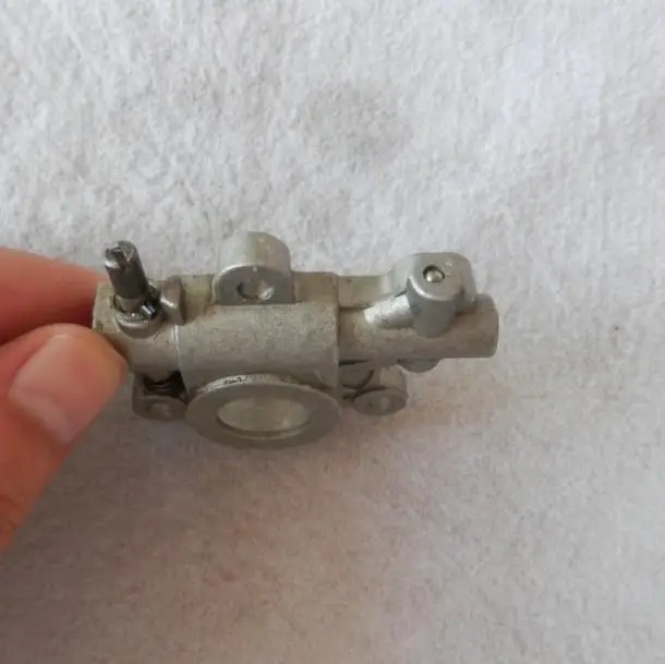 Масляный насос 62CC подходит для китайской цепной пилы 6200 2-тактный привод комплект