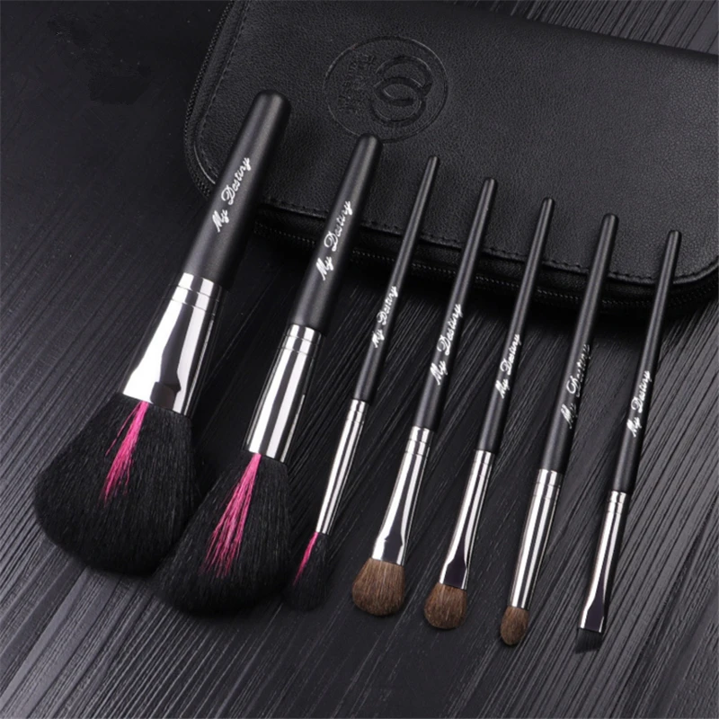 Black 7Pcs Makeup Brushes Set High Quality Goat Hair Soft Powder Blush Blending Eye Shadow Professional Cosmetic Brush with Bag | Красота и