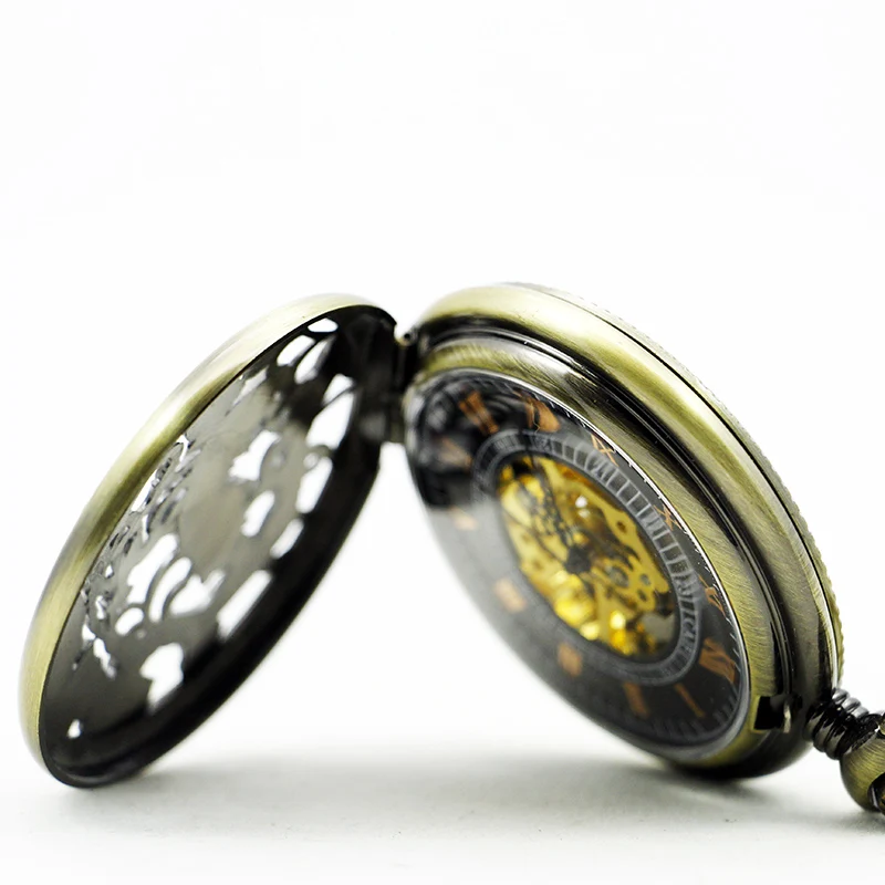 Antique Pine Tree Red Crowned Crane Embossed Mechanical Pocket Watch Vintage Gentleman Style Accessories Pendant Necklace Clock