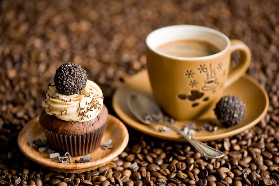 

Not Framed Coffee Beans Cupcake Candy Food Poster Canvas Poster Print Great Pictures On The Wall For Home Decoration
