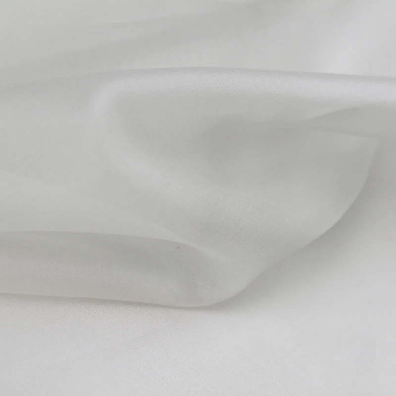 [goods] high quality silk yarn of the white Eugen encryption wide fabric dress cloth 30 percent off | Дом и сад