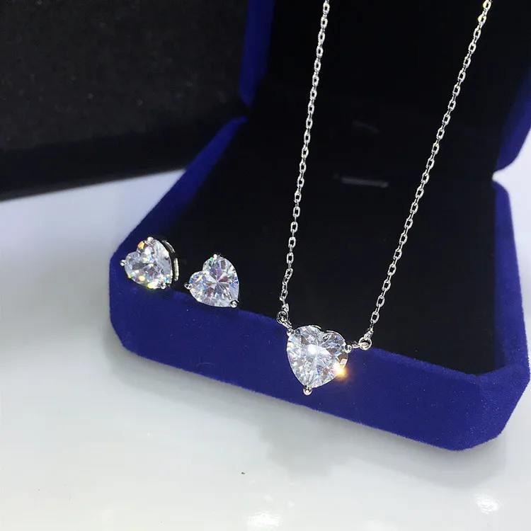 Комплект из колье и сердца серебристого цвета GLD0889/GLE0705Y | Украшения аксессуары