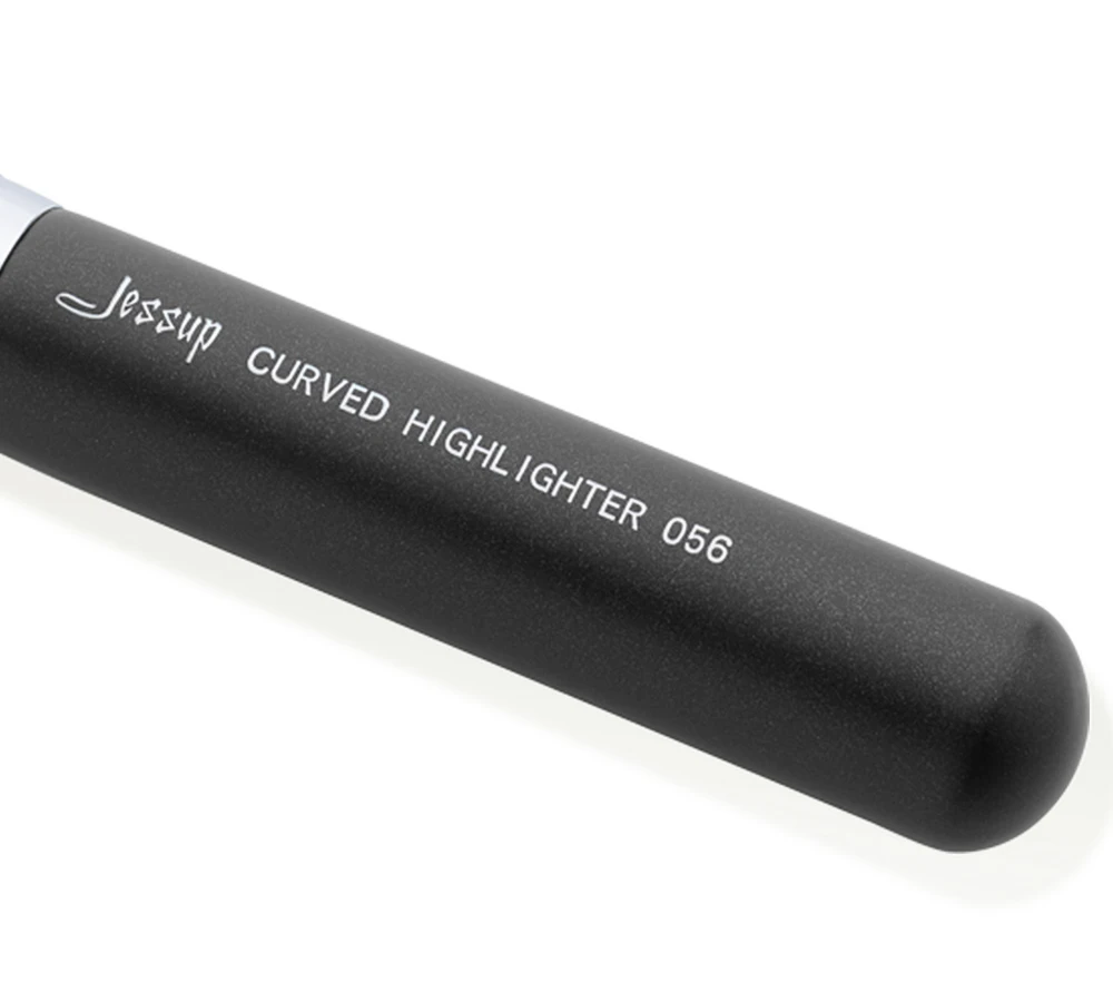 Кисть для макияжа черно серебристая с деревянной ручкой 1 шт.|Аппликатор теней